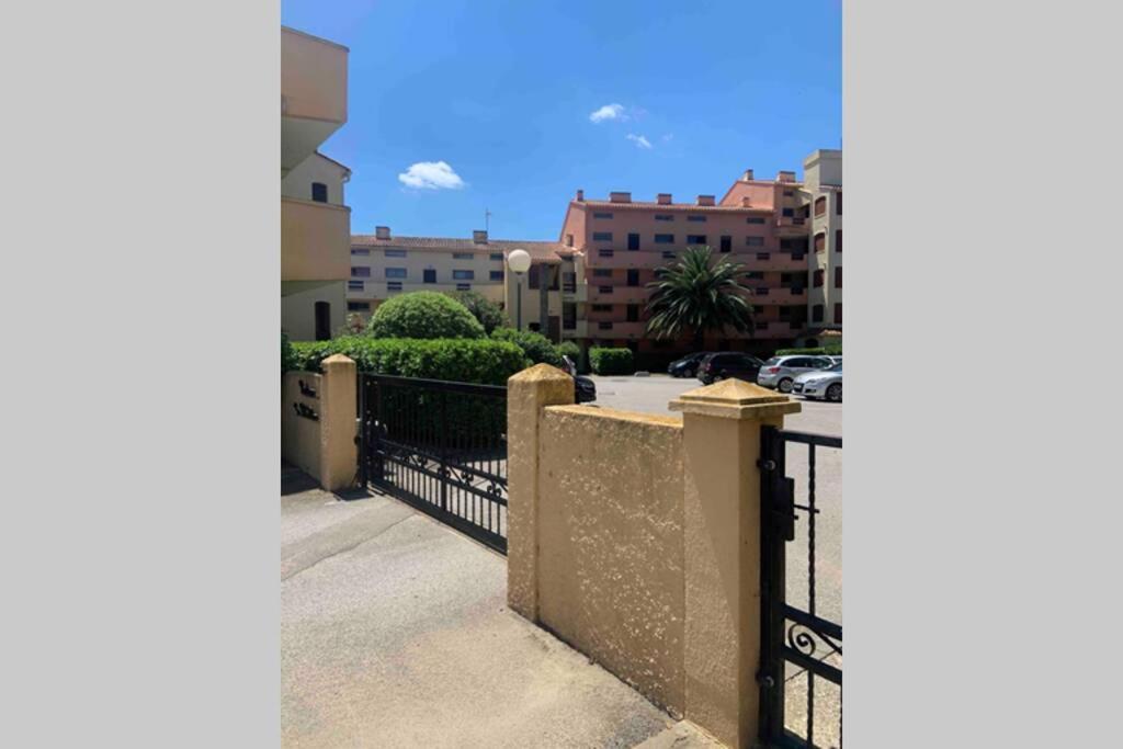Agréable appartement avec piscine à 500m de la mer Argelès-sur-Mer Exterior foto